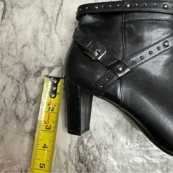 A2 By Aerosoles Octave Bootie Black Studded Ankle Boot  Boots size 10 - Picture 8 of 9